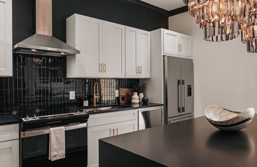 Arts District House | Starr Piano - Highball and Bellamy Suites - 8 bedroom