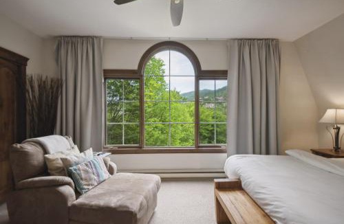 Mont-Tremblant Apartment | Steps to Adventure - Manoir 118-10