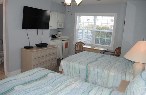 Calabash Apartment | Studio Home 1203L at Brunswick Plantation Resort and Golf Villas in the Heart of NC Seafood Country studio