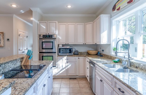 Seabrook Island House | Stunning 4 BR/3.5 BA Home! Neighborhood Pool! Amenity access included!