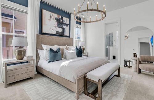 Goose Creek Apartment | Stunning 5-Bedroom Coastal Retreat in Hanahan
