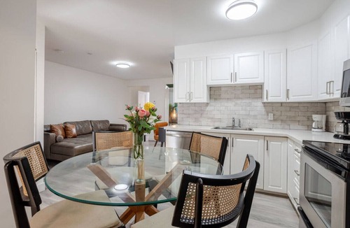 Sainte-Marie Apartment | Stylish 3BR in Montreal