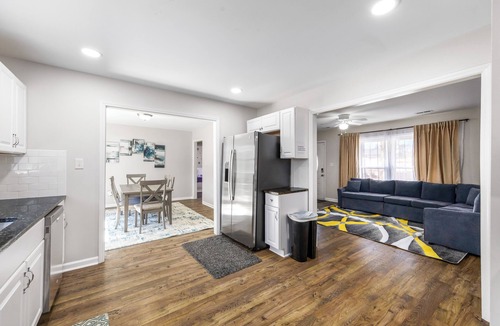 Oak Forest House | Stylish & Bright CLT Retreat - Near NoDa & Uptown on VRBO