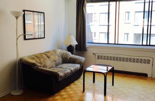 Downtown Montreal Apartment | Stylish Montreal Apartment Comfortable Stay in the Golden Square Mile