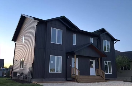 Gimli House | Stylish New-Build Duplex Retreat - C