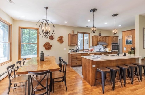 Cullowhee House | Sugar Creek Retreat - Where Comfort and Adventure Meet