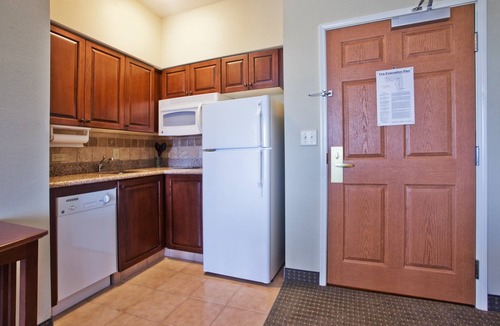 National Hills Apartment | Suite Near Bush Field Airport | Free Daily Breakfast + Fitness Center