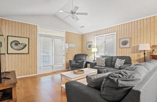 Myrtle Beach Apartment | Summer Cottage 14