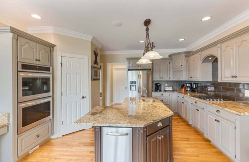 Saxony Forest House | Summer's Way 185: Spacious 9 Bedroom Family Getaway in scenic Seneca, SC.