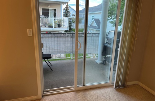 Southeast Edmonton House | Summerside Upper Level Two-bedroom Full Townhouse