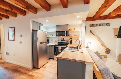 Sunday River Area Apartment | Sunday River Condo Near Ski Lifts, Breweries & Downtown Bethel