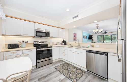 Vaught Villa | Sunkissed Getaway ,Bright 2BR Kingston Plantation Villa in Myrtle Beach
