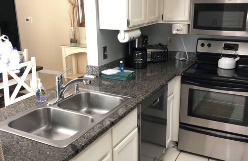 Palmetto Dunes Condo | Sunny St Andrews Common, Palmetto Dunes, 1st Floor 2Bed/2Ba, 2 Bikes, Near Pool