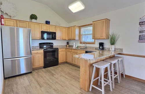 Buxton Cottage | Sunrise Cottage- Excellent Ocean Views- Steps to Beach- Community Pool