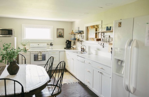 Columbia House | Sunset Farmhouse @ Muletown Farm Fishing Pond Fire Pit Horse Sunset Views