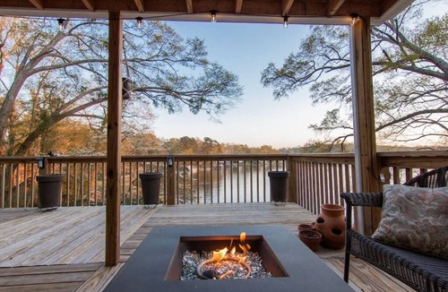 Anderson House | Sunset Point-Best view on Broadway -HOT TUB!