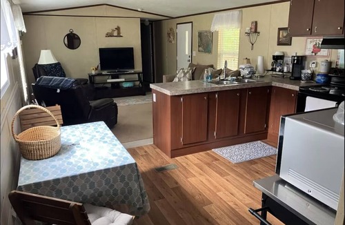 Newberry House | Super CLEAN and Comfortable 7 mile to downtown Newberry 5 mile from I 26