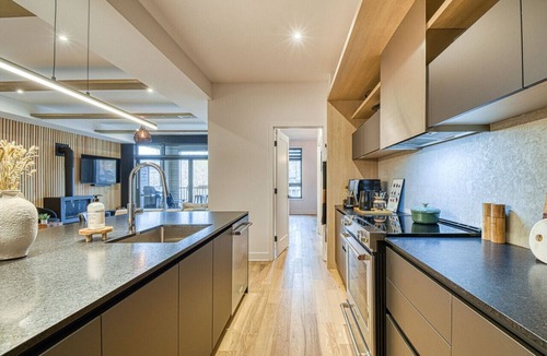 Mont-Tremblant Condo | The Alpinhaus at Verbier - Modern Condo by Ski & Golf