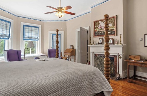 Dublin Bed & Breakfast | The Bell Family Suite Historic Rockwood Manor