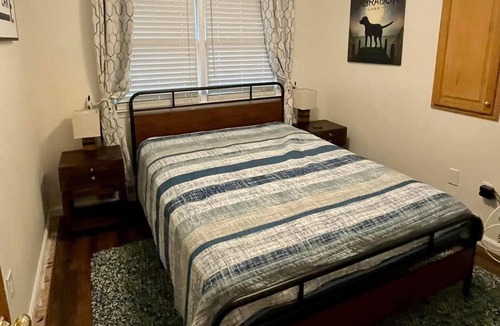 Littleton Cabin | The Black Dog Cabin - Your Convenient Lake Gaston, Pet-Friendly Retreat