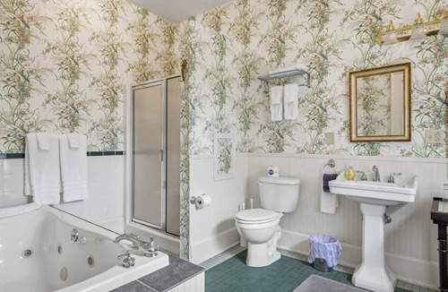 Dublin Bed & Breakfast | The Blakemore Suite Historic Rockwood Manor