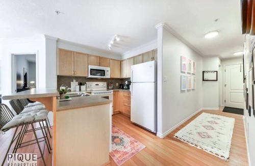 Downtown Edmonton Condo | The Breakfast Club Suite - KingBed& AC - Patio - UG Park