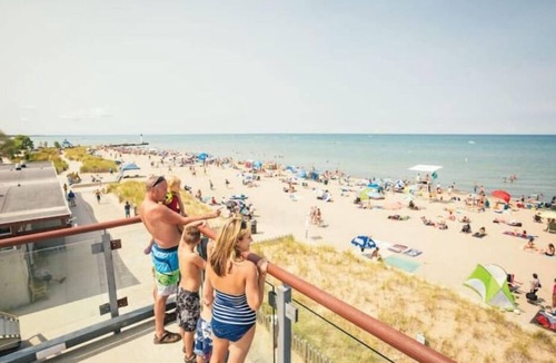 Thedford House | The Charmer - Grand Bend, Pinery & Ipperwash Hub!