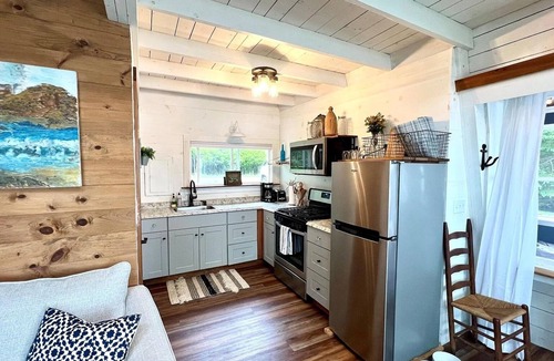 Milbridge Cottage | The Clamdigger Cottage, a peaceful Downeast waterfront retreat