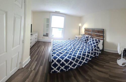 Tazewell House | The Dragon's Den 5 bedroom house 1 mile to Main St