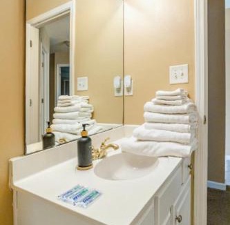 Mountain Island House | The Eden at Charlotte