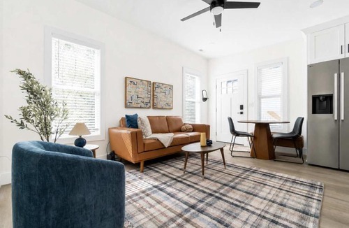 East Durham Apartment | The Grove Collection Vibe Durham