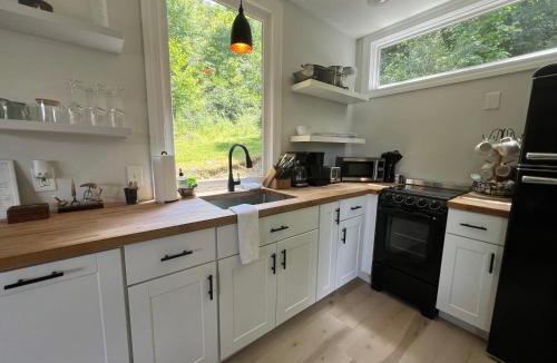 Hurricane House | The Hideaway on Tacketts - Shipping Container
