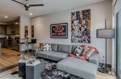 South Nashville Apartment | The Houston Flat - Monthly Furnished Rental