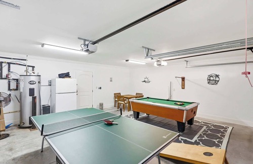 Windy Hill House | The Palm Luxury Beach House w Pool and Game Room