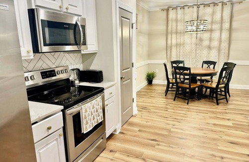 Rocky Mount House | The perfect Home spacious 5-bedroom 8 beds 3 bathrooms in Rocky Mount
