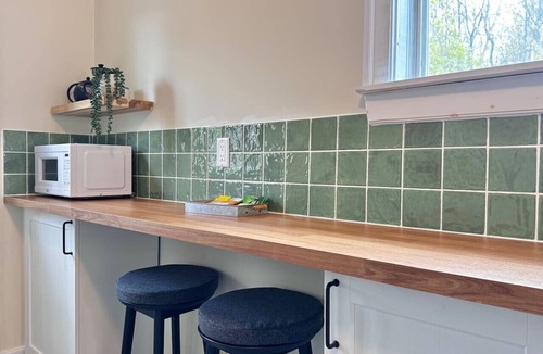 Baddeck Apartment | The Sidecar Studio at Bell’s Edge - Baddeck