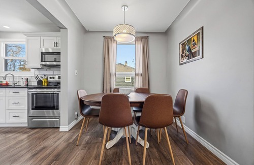 Sarnia House | The Summer House
