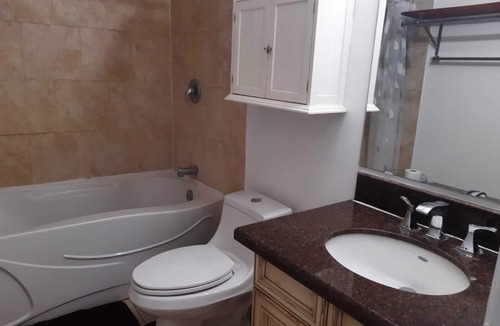 Applewood House | The Tranquil Suite 3 bedrooms