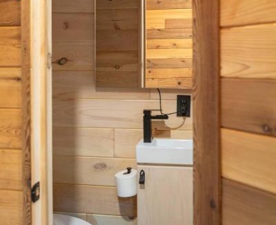 Sylva Apartment | The Twig - Outdoor Shower, Deck, and Cozy Chimney