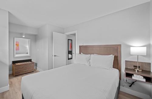 Kamloops Hotel | The Vista Inn