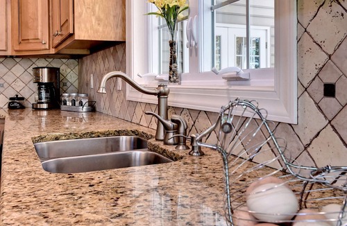 Norge House | The Williamsburg Retreat - Gorgeous Private Acreage