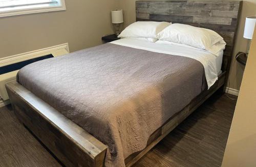 Nipigon Hotel | Timber Wolf Inn Motel