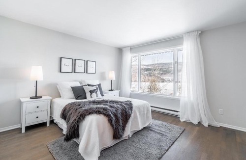 Mont-Tremblant House | Tremblant Hotel Du Lac - Amazing Lake and Mountain View - B424
