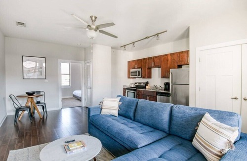 Music Row Apartment | TWO CozySuites Music Row Chic Condo in Nashville