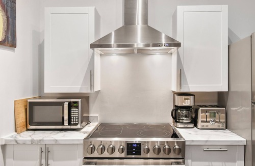 Old Montreal Apartment | Unique & Charming 3BR loft - heart of old Montreal