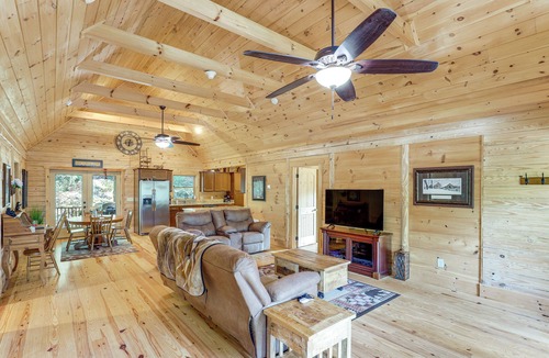 Frank Cabin | Updated Cabin By Linville Falls: Deck & Game Room!