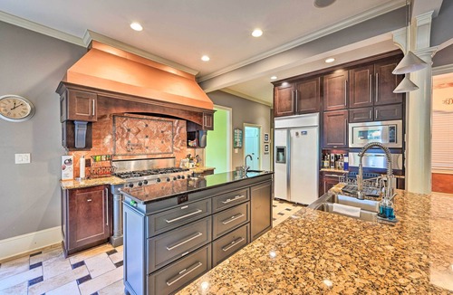 Hartwell House | Upscale Family Home w/Dock on Lake Hartwell!