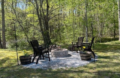 Pickens House | Vacation Rental, Spa & Salt Room Table Rock State Park Fire-Pit ,Pet Friendly