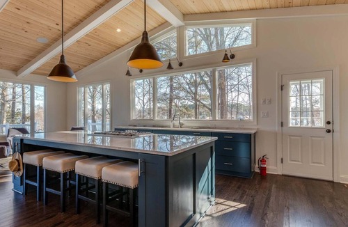 Littleton House | Vagabonds House | Stunning Views | 10-12 ft. Water Depth