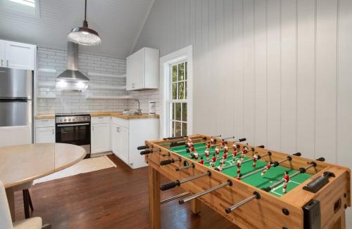 Vilas House | Valley Farmhouse Retreat